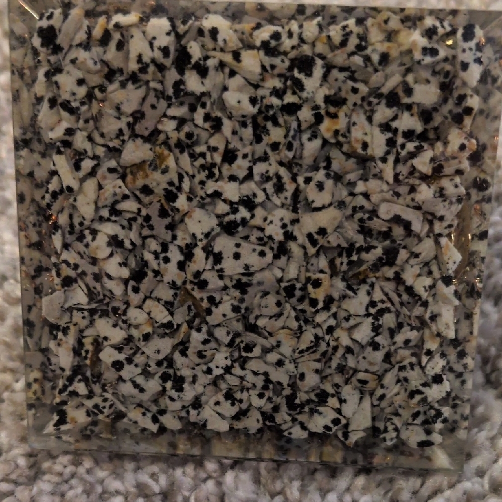 Source Unknown Black and Gold Speckled Pyramid - Picture 7 of 8